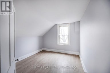 221 WALTON STREET Port Hope Ontario photo 14