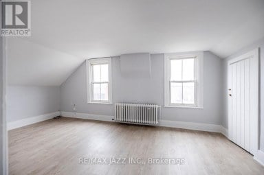 221 WALTON STREET Port Hope Ontario photo 15