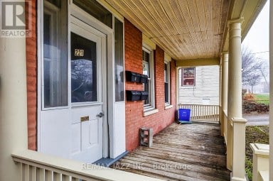 221 WALTON STREET Port Hope Ontario photo 3