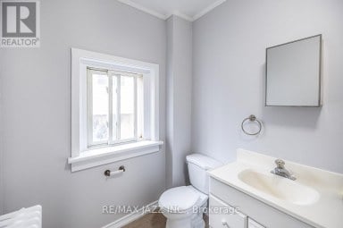221 WALTON STREET Port Hope Ontario photo 31
