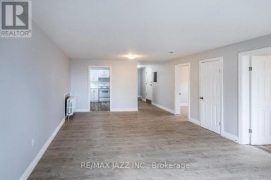 221 WALTON STREET Port Hope Ontario photo 34