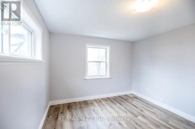 221 WALTON STREET Port Hope Ontario photo 39