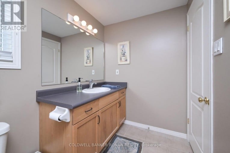 22 CHANTLER ROAD, New Tecumseth (Alliston), Ontario, L9R2E1