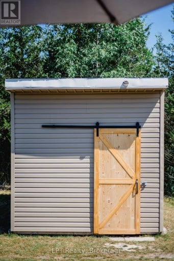 290 TAFT ROAD, Prince Edward County (Ameliasburg Ward), Ontario, K0K1L0