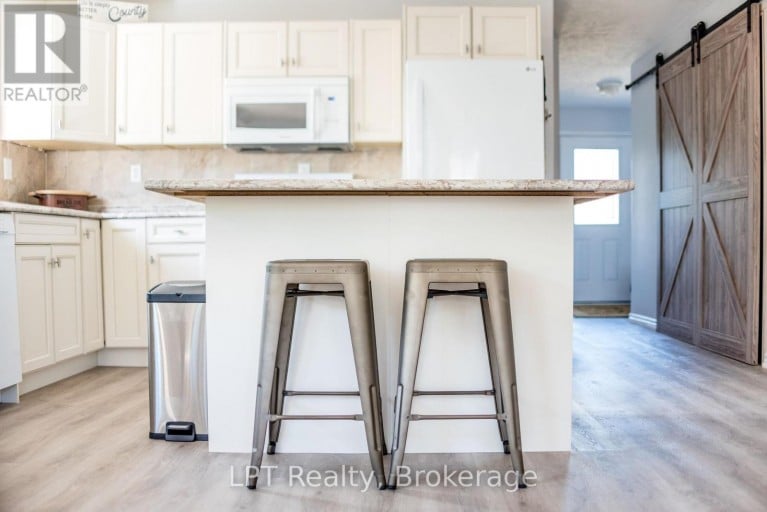 290 TAFT ROAD, Prince Edward County (Ameliasburg Ward), Ontario, K0K1L0
