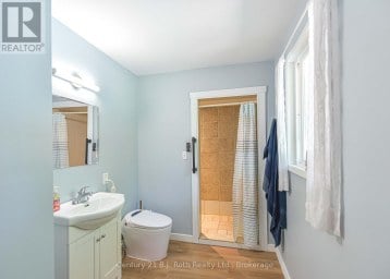 1579 WAINMAN LINE Severn Ontario photo 35