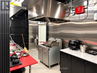 1001 QUEEN STREET E Toronto (South Riverdale) Ontario photo 2