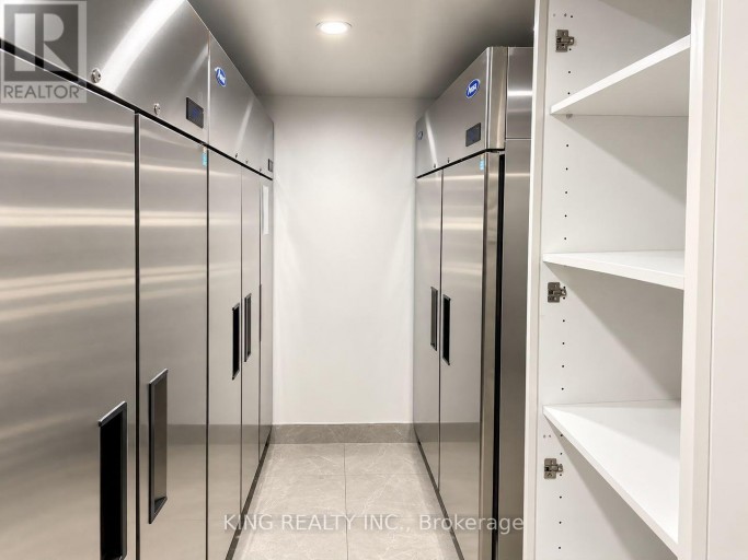 1001 QUEEN STREET E, Toronto (South Riverdale), Ontario, M4M1K2