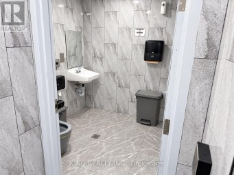 1001 QUEEN STREET E Toronto (South Riverdale) Ontario photo 44