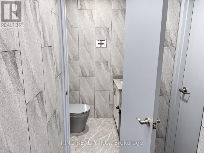1001 QUEEN STREET E, Toronto (South Riverdale), Ontario, M4M1K2