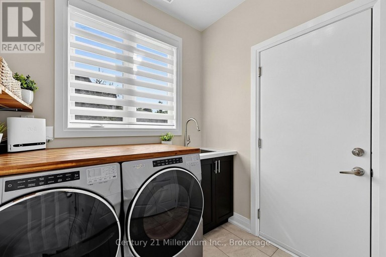 103 TEKIAH ROAD, Blue Mountains, Ontario, N0H1J0