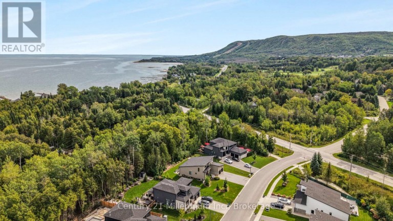 103 TEKIAH ROAD, Blue Mountains, Ontario, N0H1J0