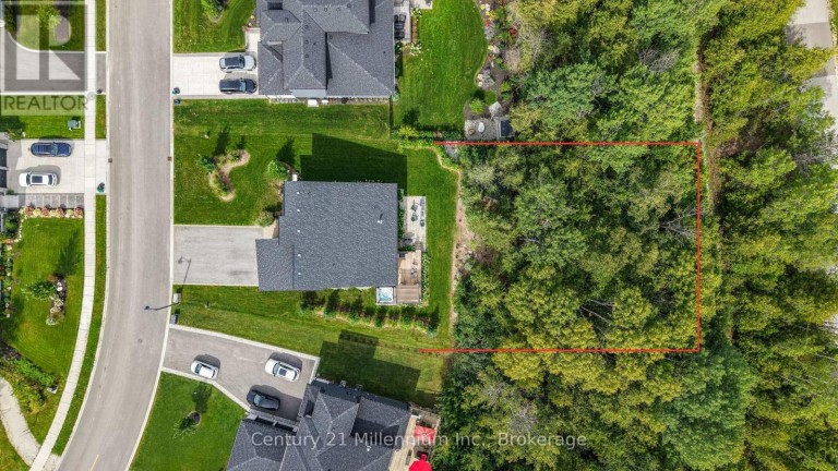 103 TEKIAH ROAD, Blue Mountains, Ontario, N0H1J0