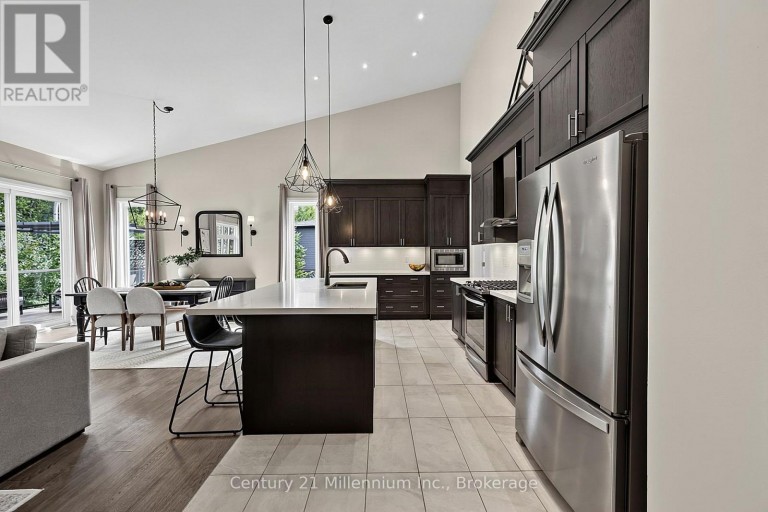 103 TEKIAH ROAD, Blue Mountains, Ontario, N0H1J0