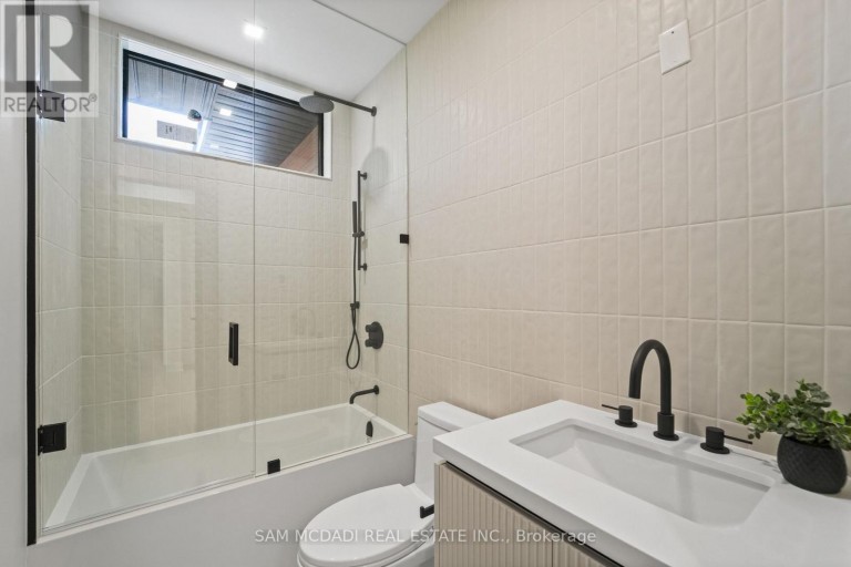 362 MEADOW WOOD LANE, Mississauga (Clarkson), Ontario, L5J2S9