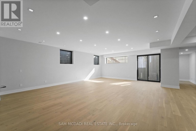 362 MEADOW WOOD LANE, Mississauga (Clarkson), Ontario, L5J2S9