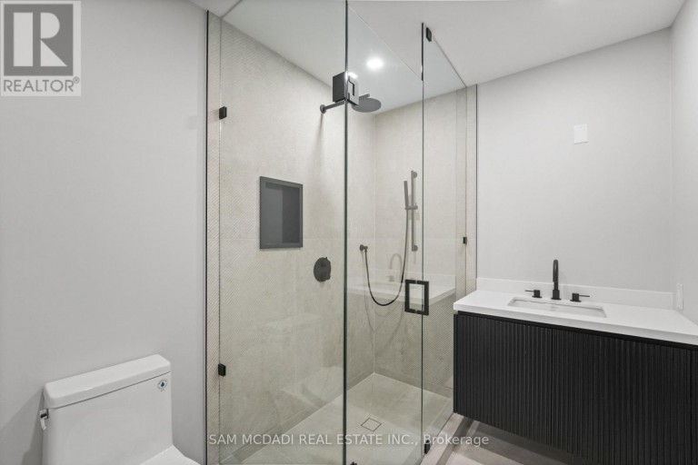 362 MEADOW WOOD LANE, Mississauga (Clarkson), Ontario, L5J2S9