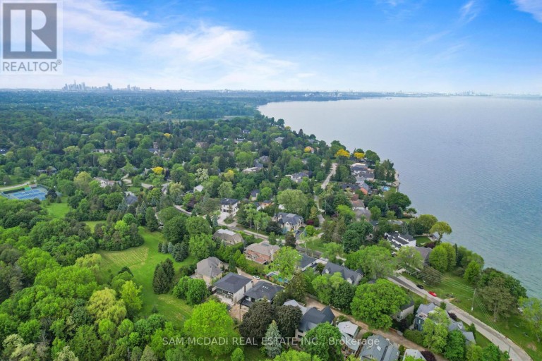 362 MEADOW WOOD LANE, Mississauga (Clarkson), Ontario, L5J2S9