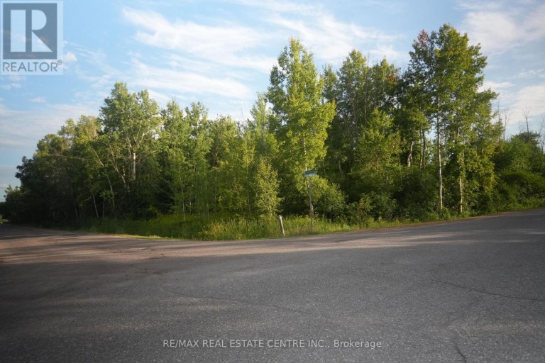 41 - 41 CONCESSION 4 ROAD, Ottawa, Ontario, K0A2T0