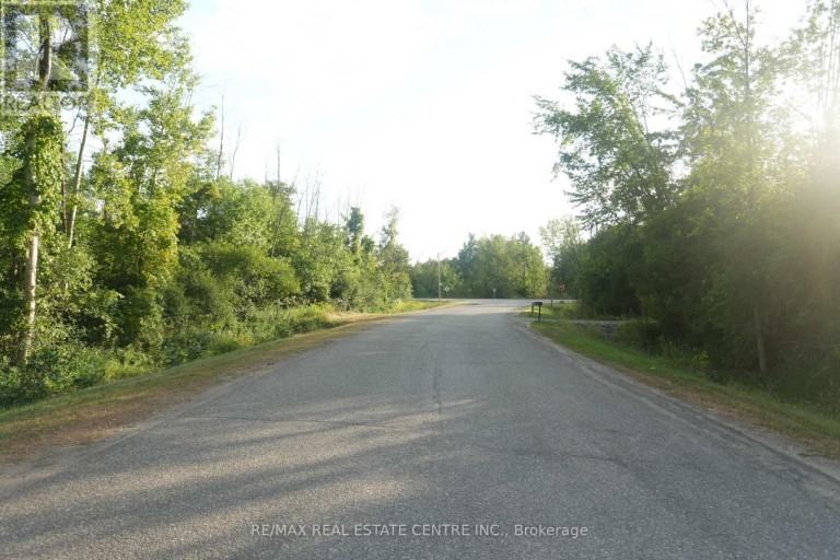 41 - 41 CONCESSION 4 ROAD, Ottawa, Ontario, K0A2T0