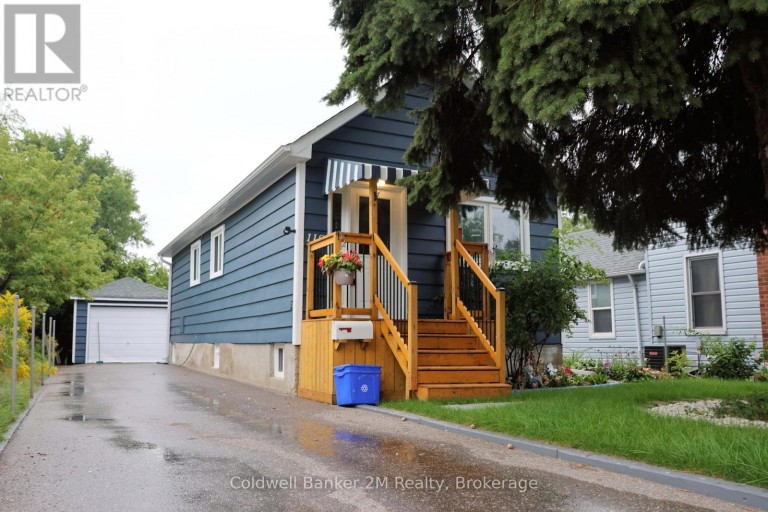119 NASSAU STREET, Oshawa (Vanier), Ontario, L1J4A3