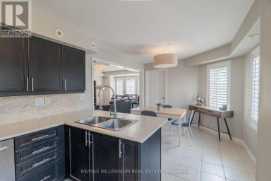 17 - 2614 DASHWOOD DRIVE Oakville (WT West Oak Trails) Ontario photo 10