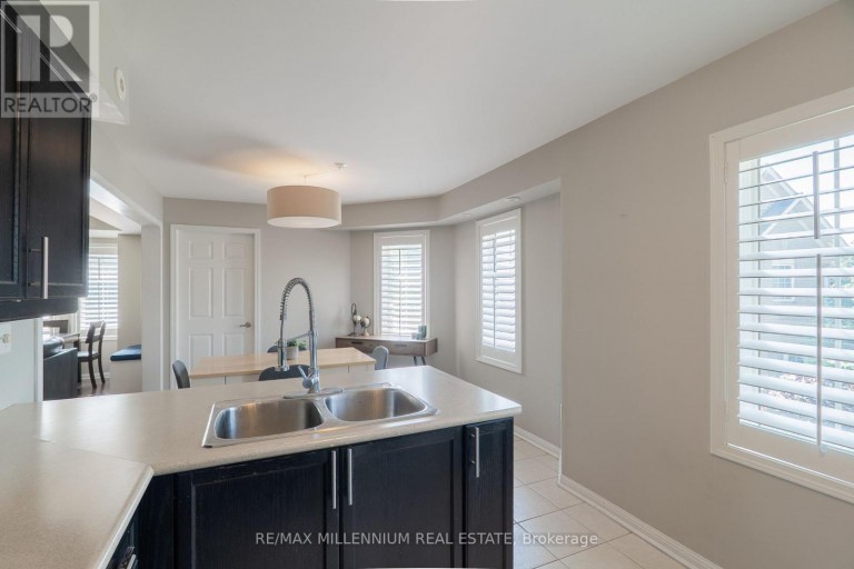 17 - 2614 DASHWOOD DRIVE, Oakville (WT West Oak Trails), Ontario, L6M0K5