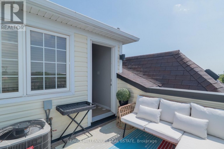 17 - 2614 DASHWOOD DRIVE, Oakville (WT West Oak Trails), Ontario, L6M0K5