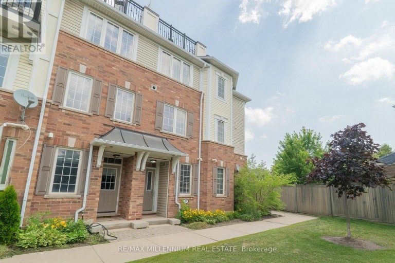 17 - 2614 DASHWOOD DRIVE, Oakville (WT West Oak Trails), Ontario, L6M0K5