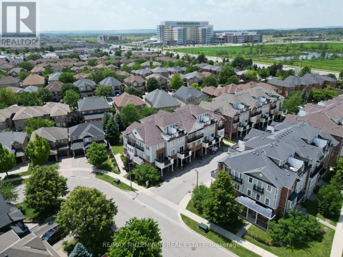 17 - 2614 DASHWOOD DRIVE, Oakville (WT West Oak Trails), Ontario, L6M0K5