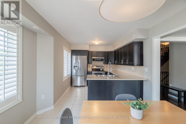 17 - 2614 DASHWOOD DRIVE, Oakville (WT West Oak Trails), Ontario, L6M0K5
