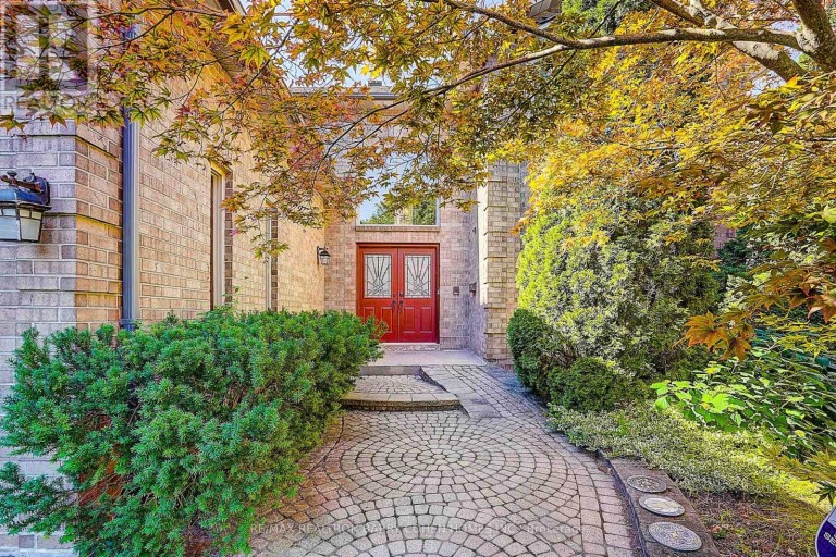 44 PRINCE EDWARD BOULEVARD, Markham (Thornlea), Ontario, L3T7G1
