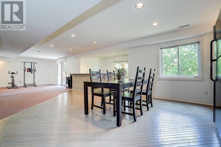 44 PRINCE EDWARD BOULEVARD, Markham (Thornlea), Ontario, L3T7G1