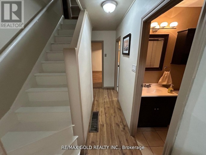 1315 PARTINGTON AVENUE, Windsor, Ontario, N9B2P5