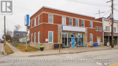 2 ERIE STREET S Chatham-Kent (Chatham) Ontario photo 1