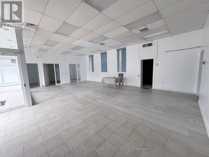 2 ERIE STREET S, Chatham-Kent (Chatham), Ontario, N0P1W0