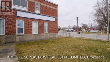 2 ERIE STREET S Chatham-Kent (Chatham) Ontario photo 27