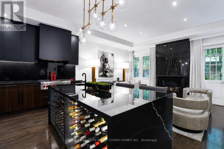 117 SCOLLARD STREET, Toronto (Annex), Ontario, M5R1G4