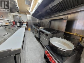 2399 CAWTHRA ROAD Mississauga (Dixie) Ontario photo 6