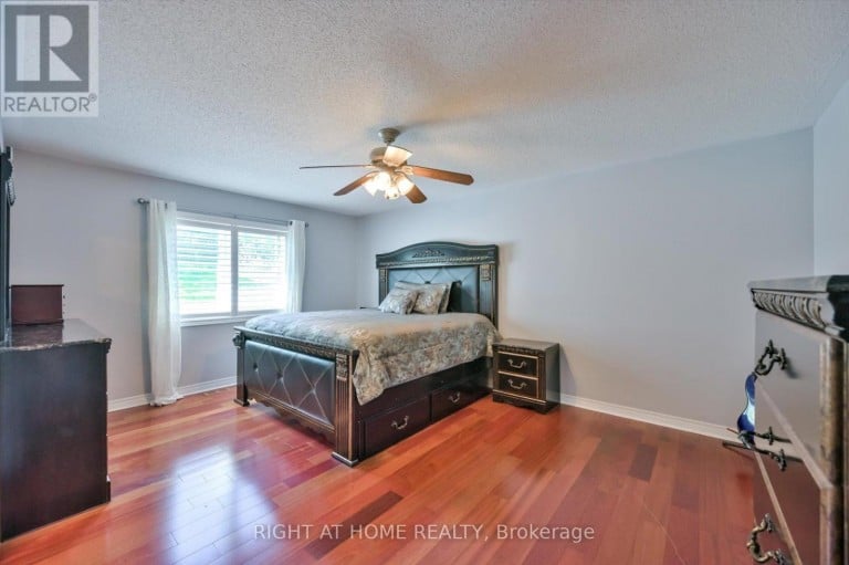 57 HOPKINSON CRESCENT, Ajax (Northwest Ajax), Ontario, L1T4G4