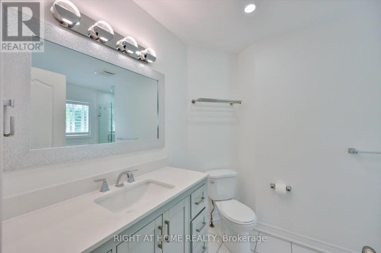 57 HOPKINSON CRESCENT, Ajax (Northwest Ajax), Ontario, L1T4G4