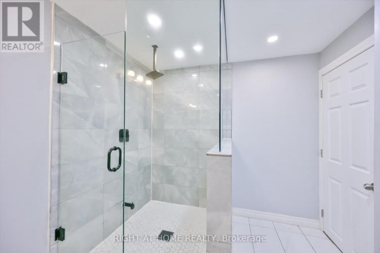 57 HOPKINSON CRESCENT, Ajax (Northwest Ajax), Ontario, L1T4G4