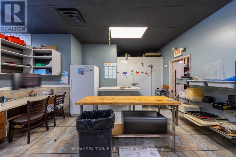 26 - 1111 DAVIS DRIVE, Newmarket (Newmarket Industrial Park), Ontario, L3Y8X2