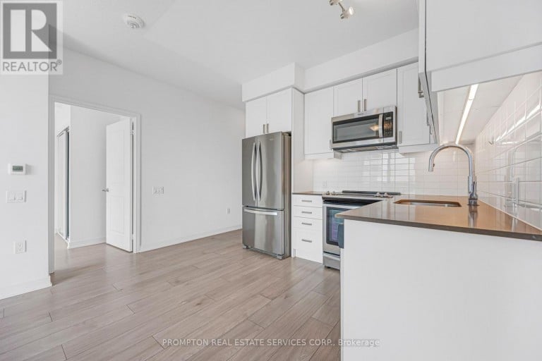 3320 - 8 NAHANI WAY, Mississauga (Hurontario), Ontario, L4Z4J8