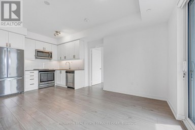 3320 - 8 NAHANI WAY Mississauga (Hurontario) Ontario photo 7