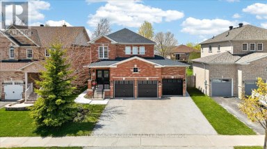 6 WHITE CRESCENT Barrie (Holly) Ontario photo 1