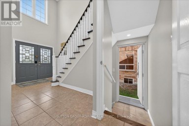 6 WHITE CRESCENT Barrie (Holly) Ontario photo 22