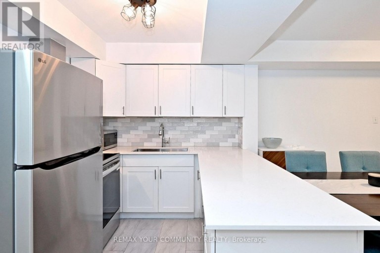 1047 - 115 GEORGE APPLETON WAY, Toronto (Downsview-Roding-CFB), Ontario, M3M0A2