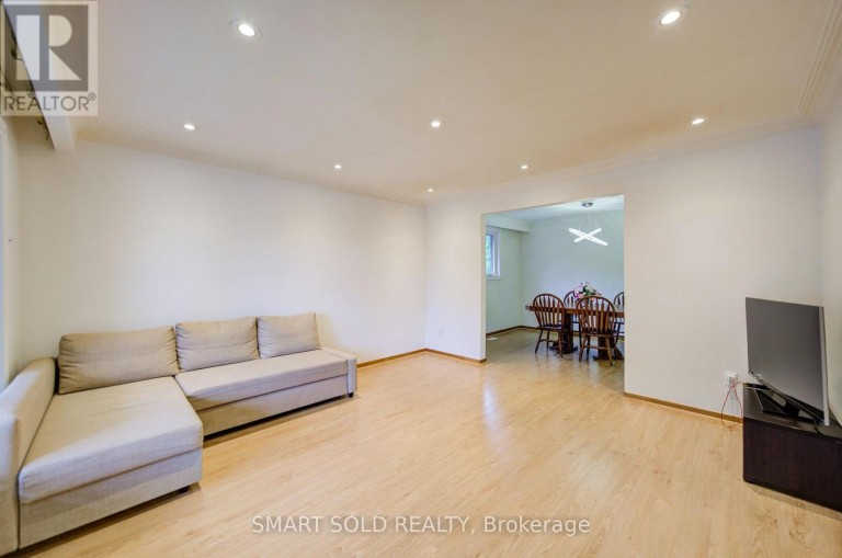 56 GATESVIEW AVENUE, Toronto (Scarborough Village), Ontario, M1J3G5