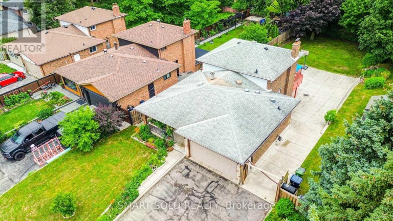 56 GATESVIEW AVENUE, Toronto (Scarborough Village), Ontario, M1J3G5
